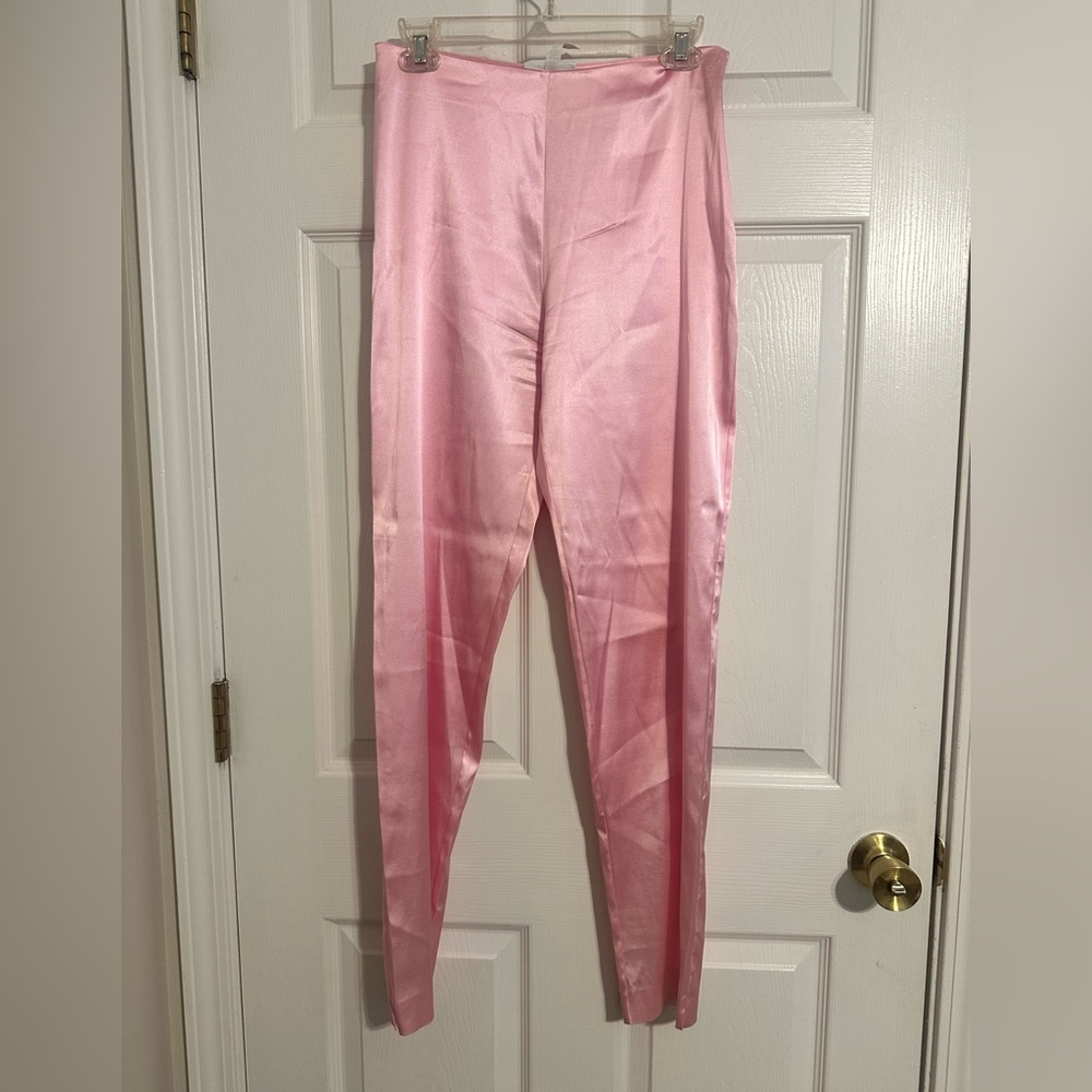 Ritmo di Perla Pink Satin Leggings